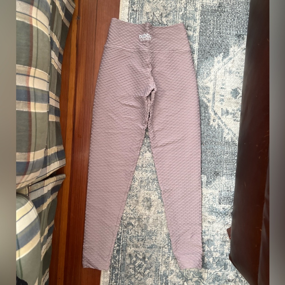 Booty by brabants full length croco legging in lavender